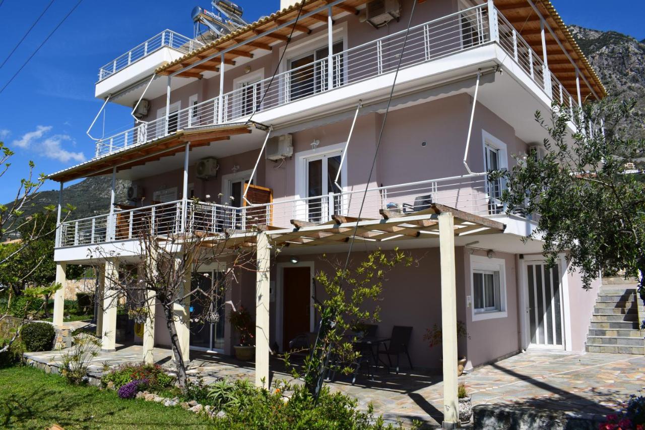 Ferienwohnung Studio Holiday Kalamata Exterior foto