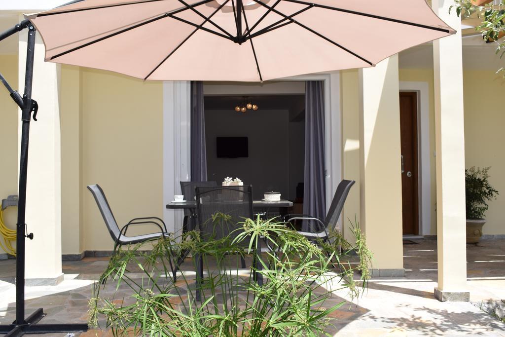 Ferienwohnung Studio Holiday Kalamata Exterior foto